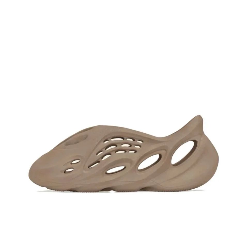 YZY SLIDE AND FOAM RUNNER