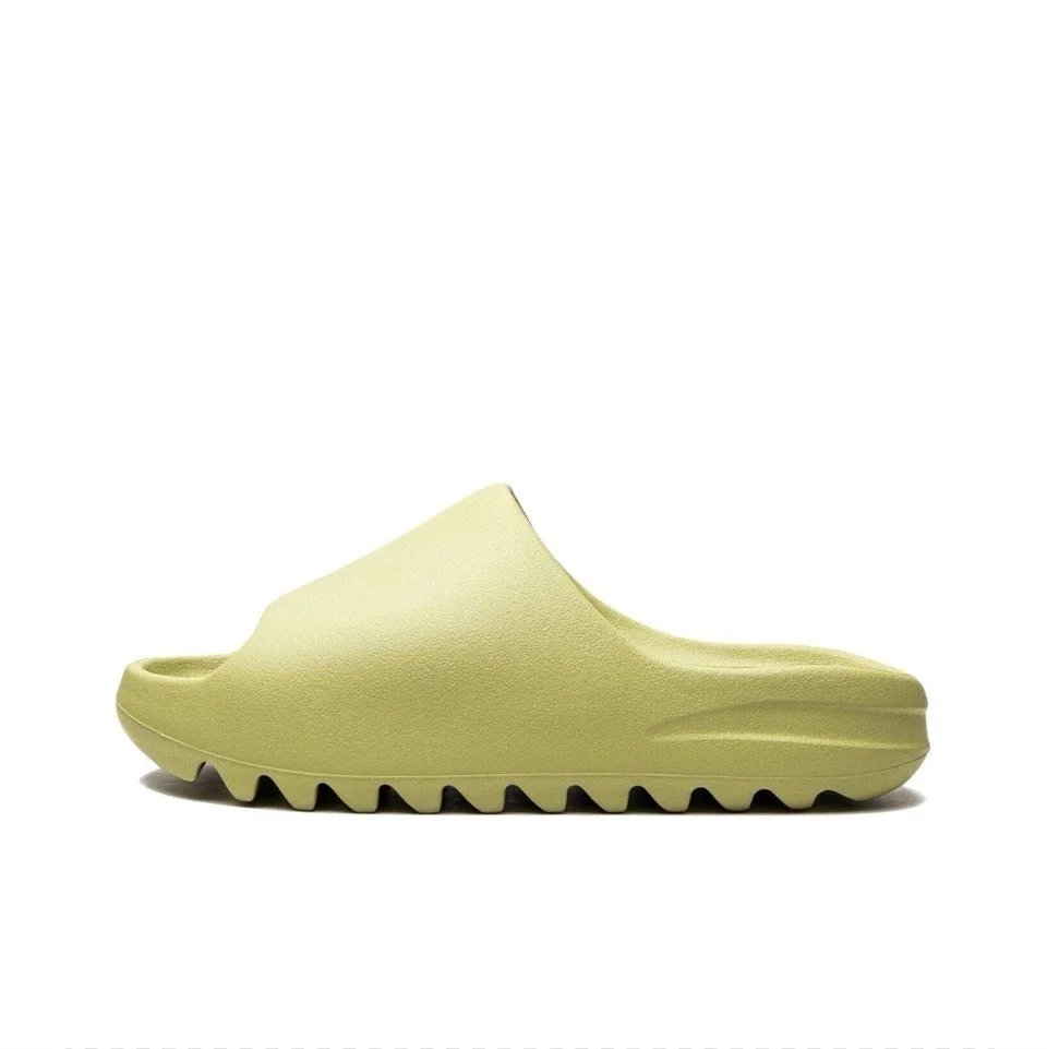 YZY SLIDE AND FOAM RUNNER