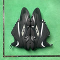 QG8 B22 Leather