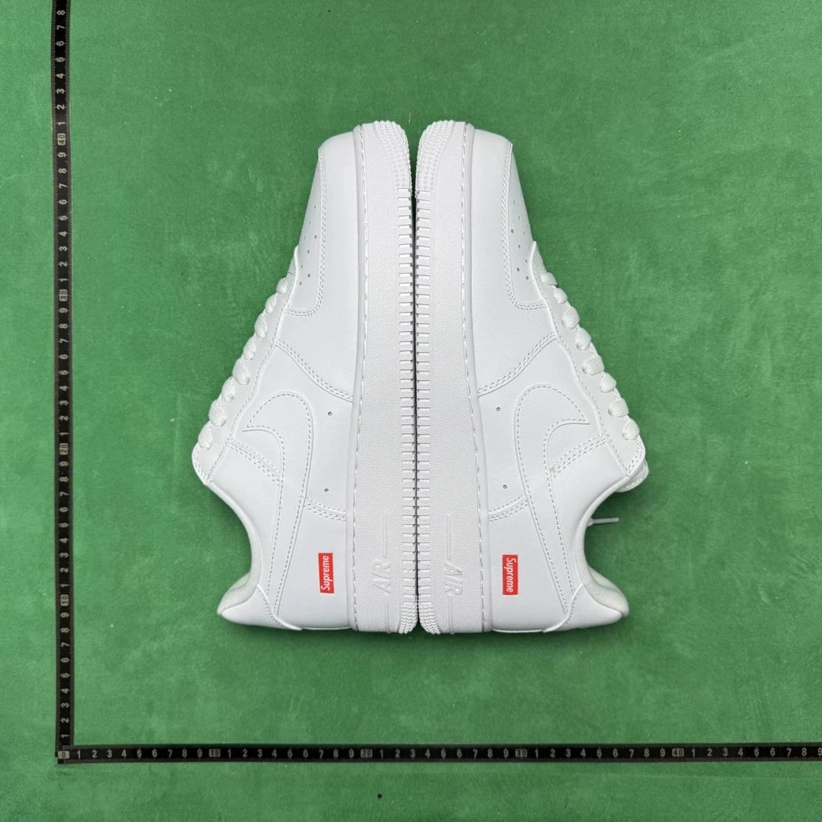 af1s supreme +more