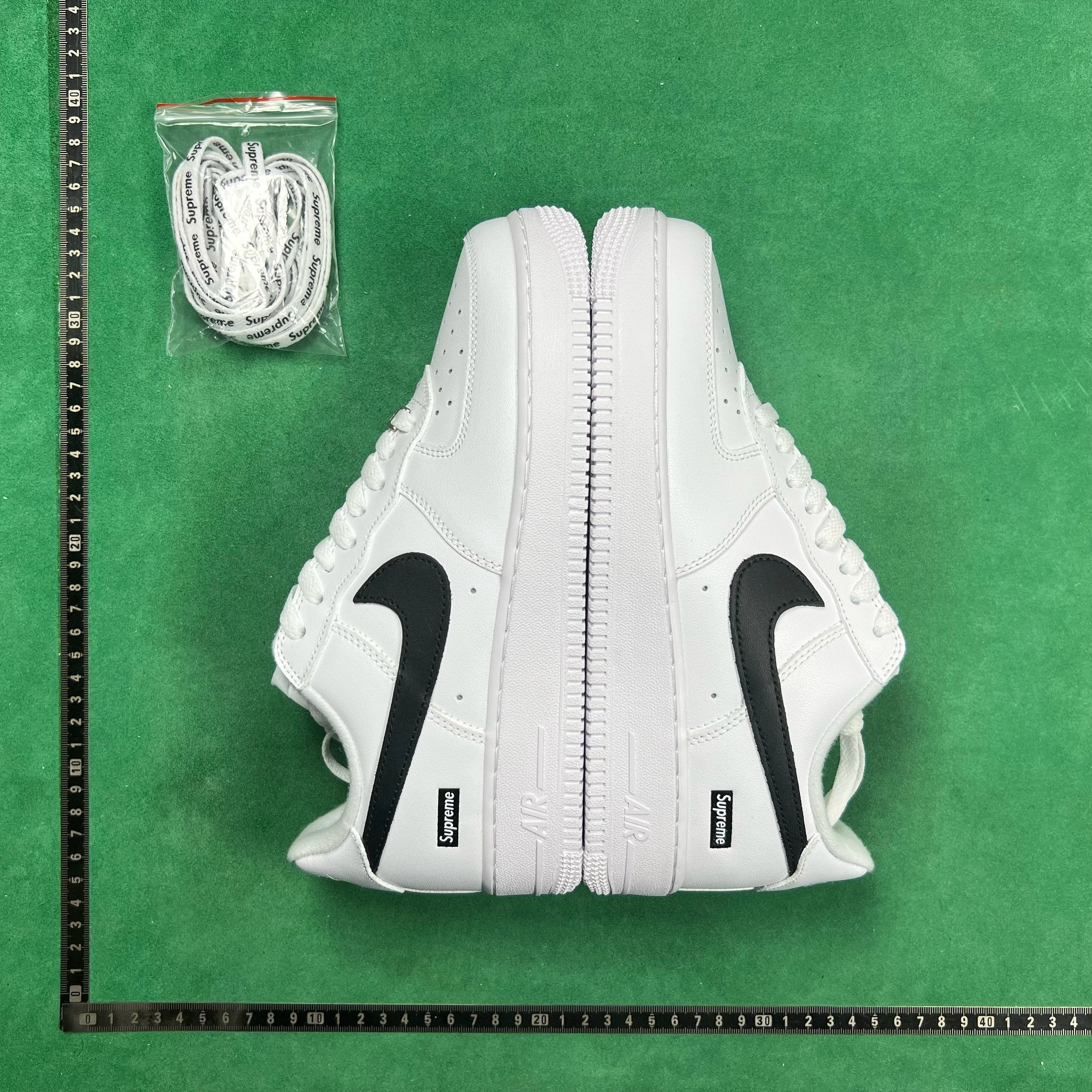 af1s supreme +more